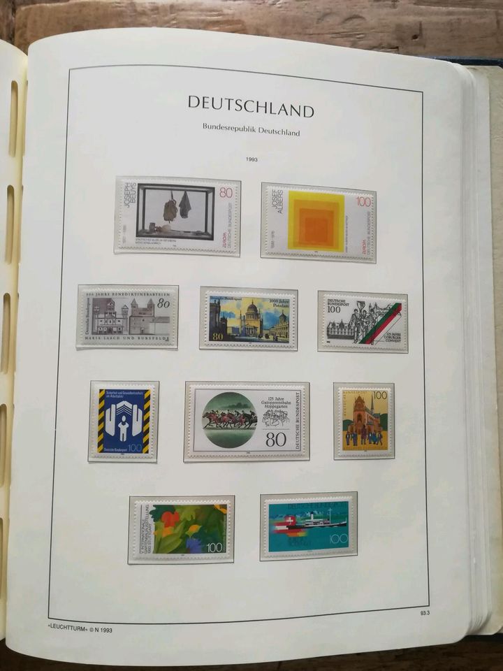Leuchtturm Vordruckblätter Deutschland 1993 mit SF mit Marken in Tarp