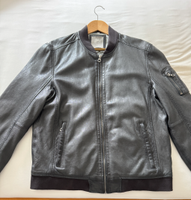 Lederjacke LADENNEU (nicht getragen) LP 350,- Hessen - Gießen Vorschau