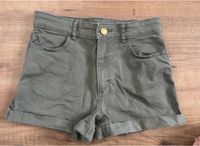 Shorts von H&M in Größe 152, selten getragen Nordrhein-Westfalen - Hürth Vorschau