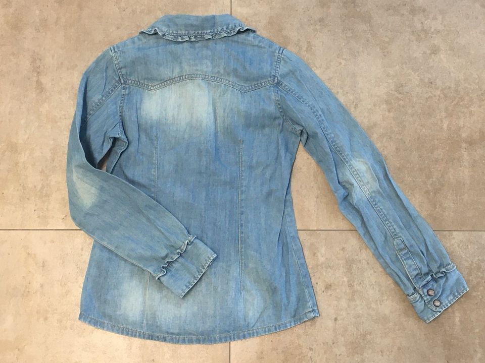 ❤️ H&M Mädchen Jeans Hemd Bluse Gr. 140 Super Zustand ❤️ in Düsseldorf