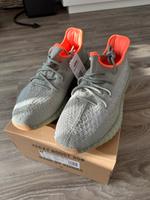 Yeezy Boost 350 V2 Desert Sage Bayern - Tiefenbach Kr Passau Vorschau