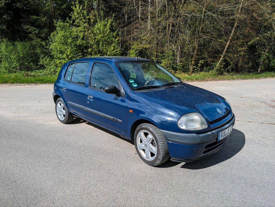 Renault Clio 2 1.2 in Riedenburg