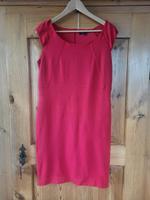 Etui Kleid von Comma in der Gr. 42 in rot Essen - Steele Vorschau