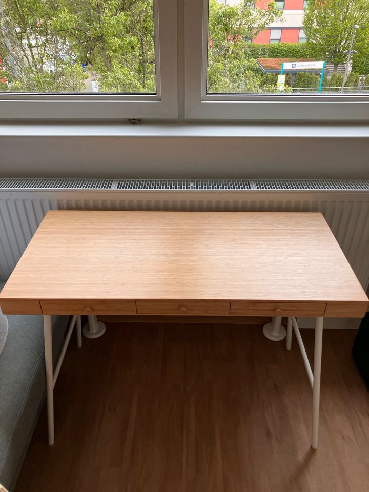 Ikea Schreibtisch in Mainz