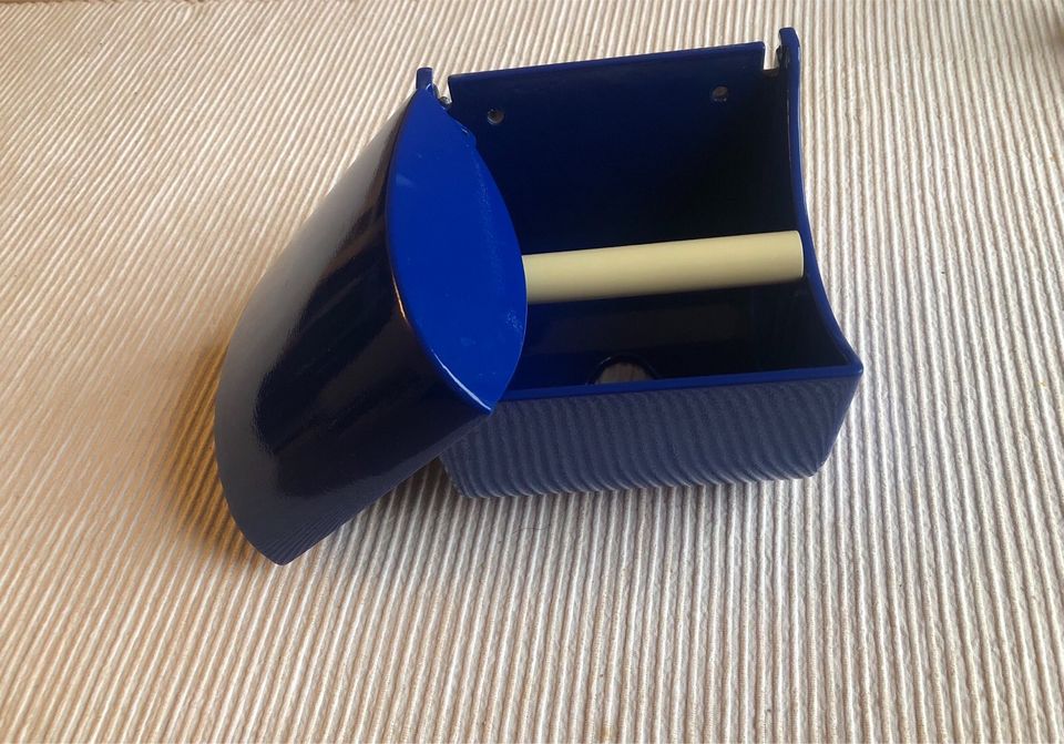 Toilettenpapier Halter Box in blau in Ahrensburg