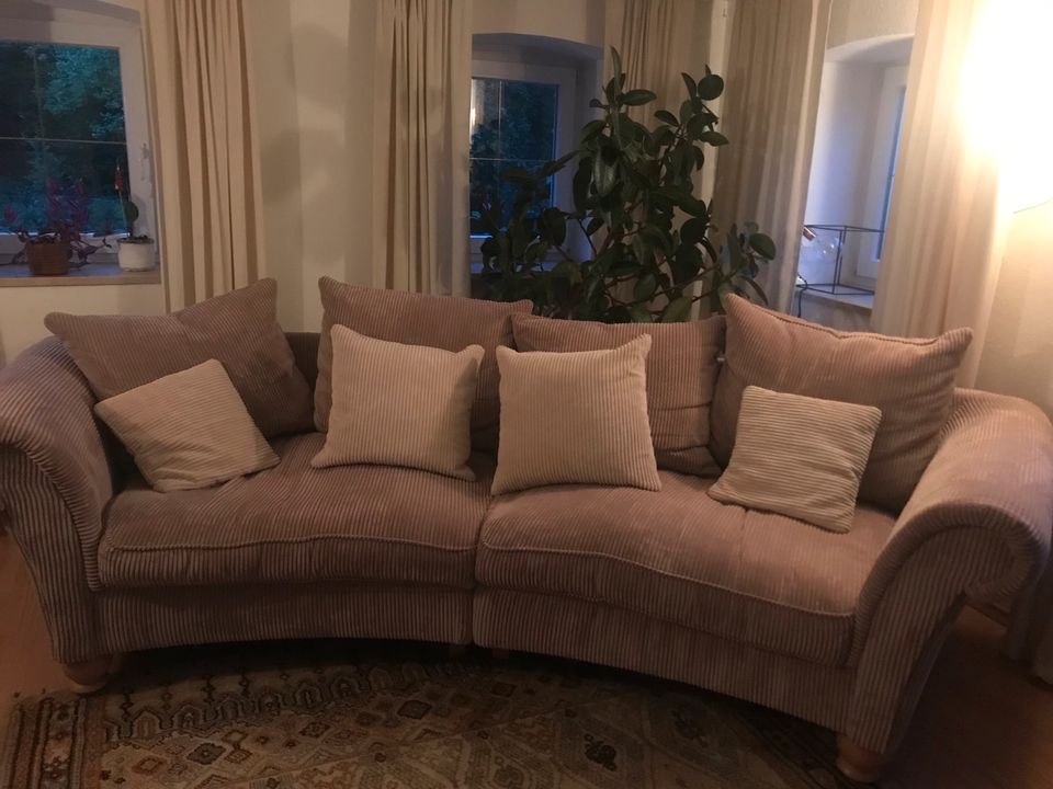 Trendy Rosa Cord Couch/Sofa in Taufkirchen Vils