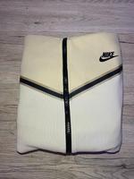 Nike Tech Fleece Jacke Beige/Weiß Sachsen - Radeberg Vorschau