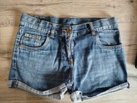 Jeansshorts & Hotpen Gr. 152 inkl. Versand Nordrhein-Westfalen - Hamminkeln Vorschau