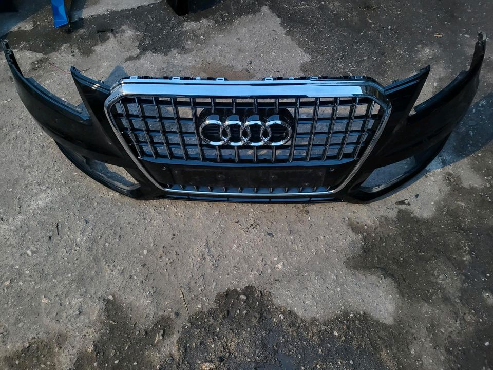 Original Audi Q5 8R 2012-2016 Stoßstange Kühlergrill vorne in Happurg