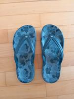 crocs crocband, Flip Flops, Gr. 39, neu Niedersachsen - Göttingen Vorschau
