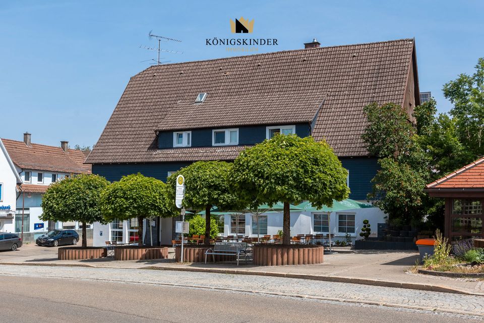 Freudenstadt-Wittlensweiler: Restaurant/Café/Backwarenvertrieb und 5 Wohnungen in Top-Lage mit modernem Ambiente! in Freudenstadt