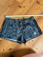 Adidas Shorts Trainingshose Laufshorts Gr. L wie neu Brandenburg - Teltow Vorschau