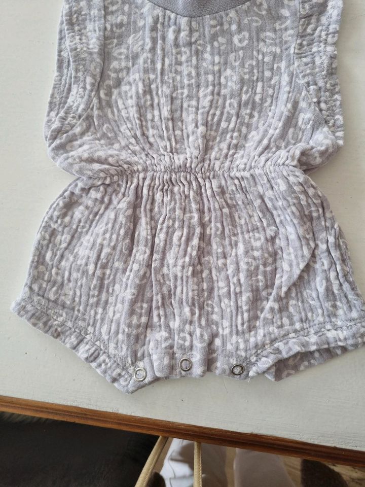 Romper Baby Musselin Gr. 56 in Überherrn