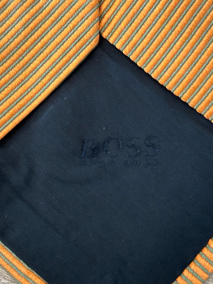 Hugo Boss Krawatte in München