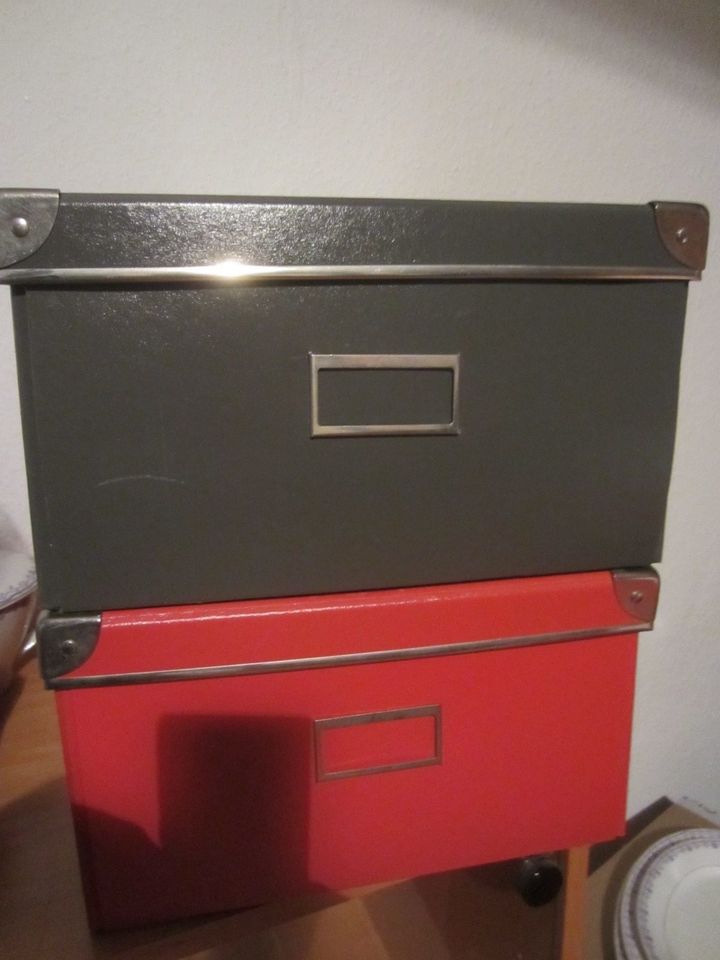 IKEA Aufbewahrungsboxen mit Metallrand rot & grau 5 Stück in Hamburg