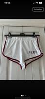 Weiße Guess Shorts mit Stickerei Baden-Württemberg - Baindt Vorschau