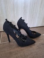 Hohe Schuhe, Pumps, Absatzschuhe Niedersachsen - Berge Vorschau