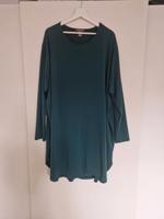 Kleid / Longshirt Gr. 52 grün Niedersachsen - Cuxhaven Vorschau