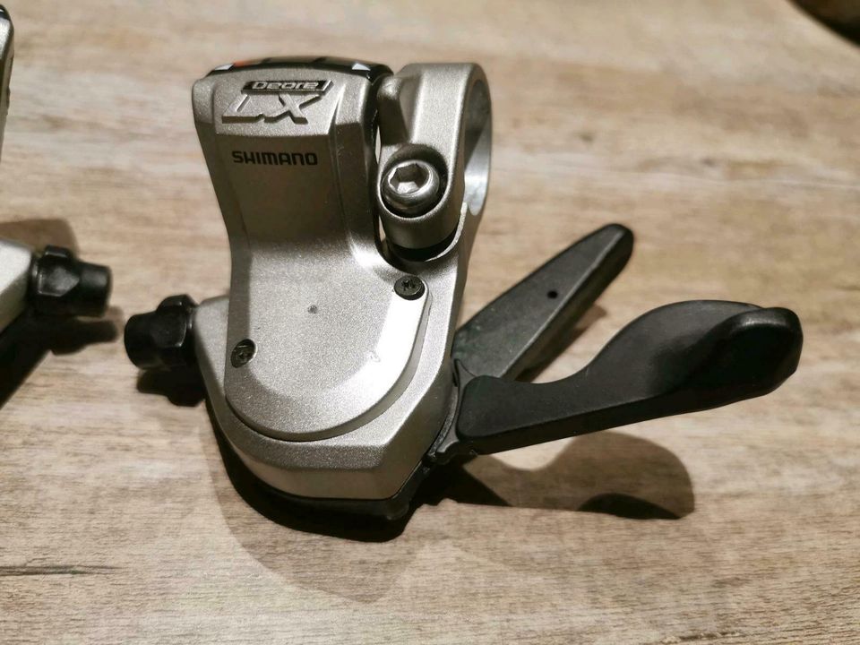 Shimano Deore LX Schalthebel Set SLM580 links/rechts silber in Berlin Köpenick Fahrrad