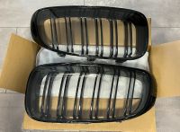 Nieren NEU BMW 3er GT F34 M Grill Schwarz Hochglanz Kühlergrill Bad Godesberg - Friesdorf Vorschau