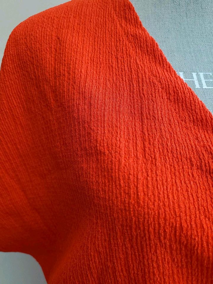 Kleid M rot von H&M Damenkleid fällt locker neuwertig in Wedemark