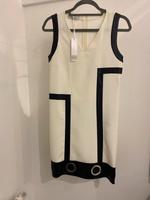 Cocktailkleid, Etuikleid Gr XS, S Rinascimento Italy Sachsen - Chemnitz Vorschau