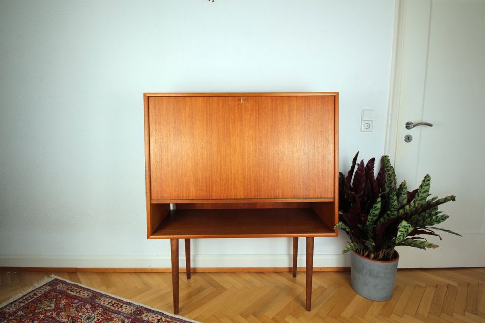 Mid-Century Kommode Barschrank Sideboard Design Teak 60er Vintage in Emmendingen