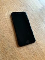 iPhone SE (2nd Generation) 64 GB, Kaufdatum Juni 2020 München - Maxvorstadt Vorschau