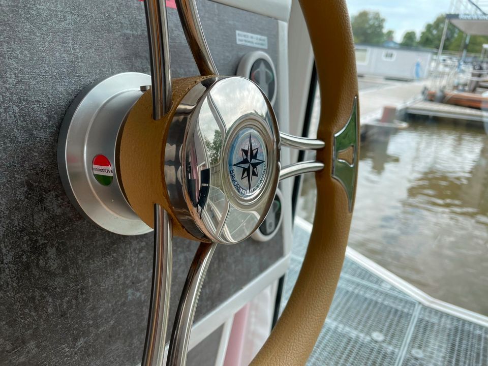 Hausboot führerscheinfrei mieten 2023 - Müritz BRB Berlin Peene in Waren (Müritz)