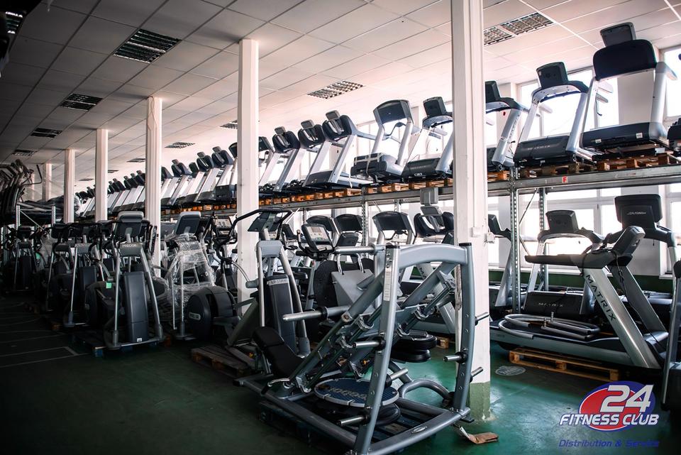 Life Fitness Integrity Laufband mit SL-Konsole / Aufgearbeitet in Dresden