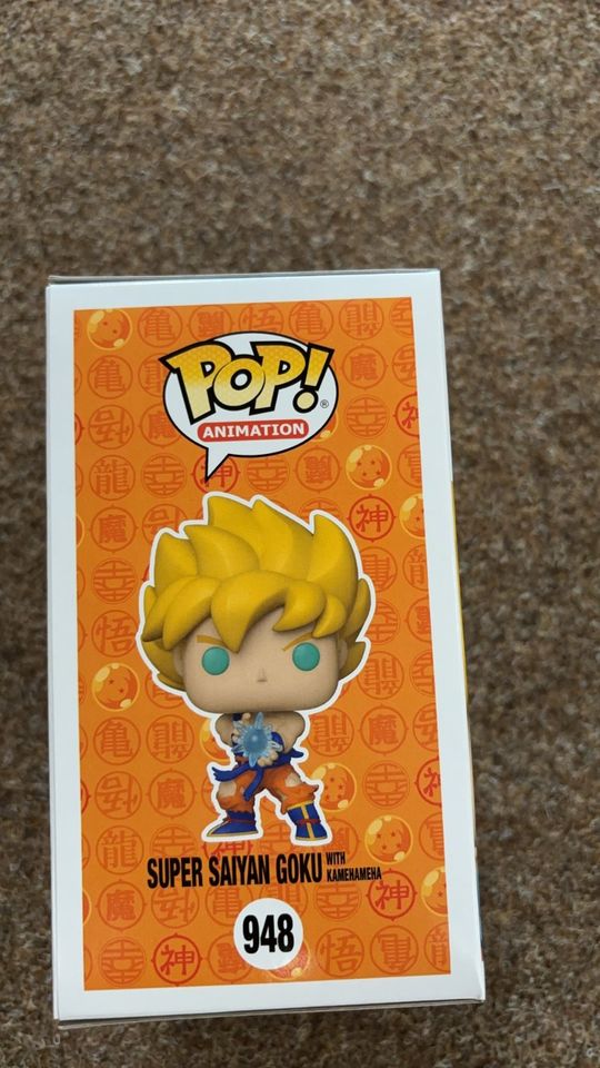 Neu Funko exclusive POP Dragon Ball 948 Super Saiyan Goku Glows in Berlin