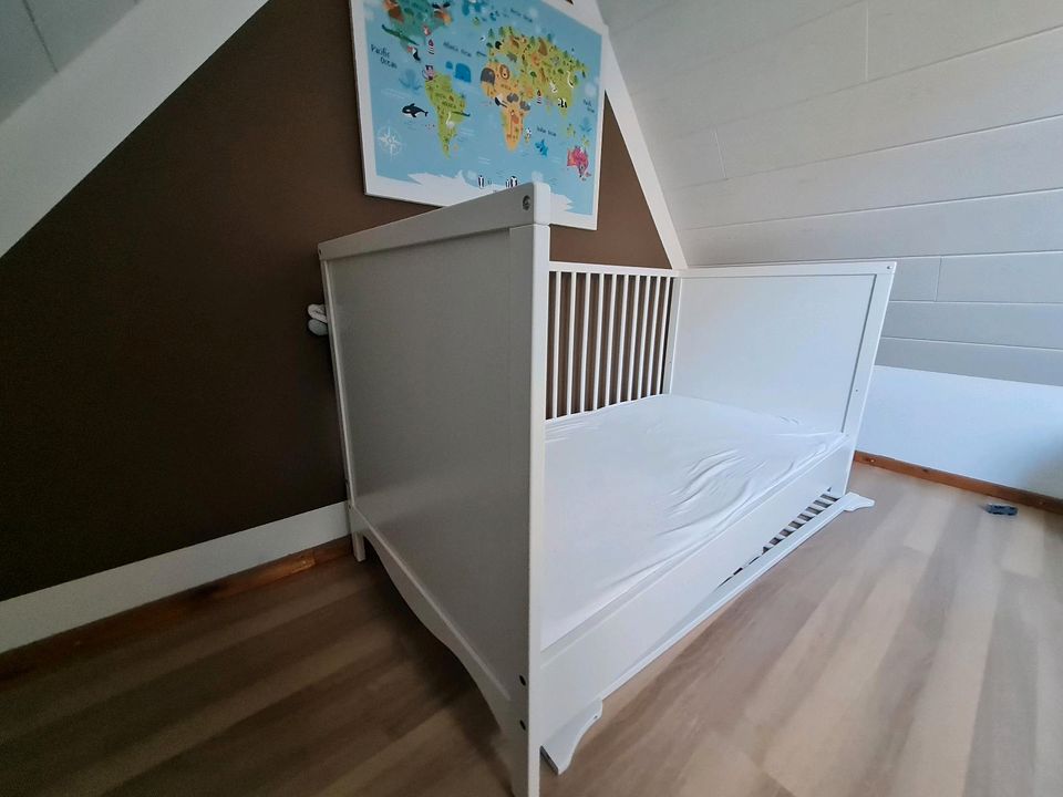 IKEA Babybett komplett mit Matratze 140x70 in Hildburghausen