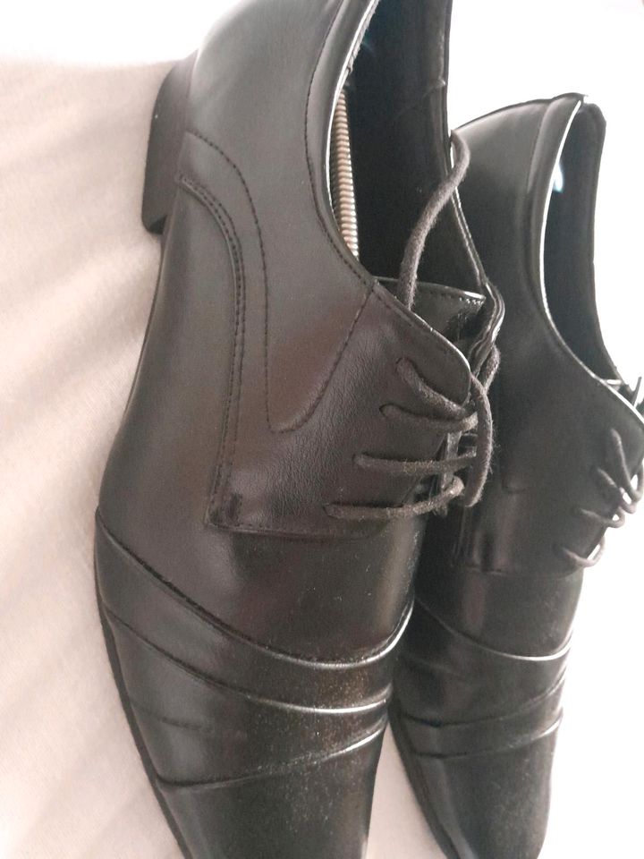Badoxx Größe 42 feine Schuhe in Hannover
