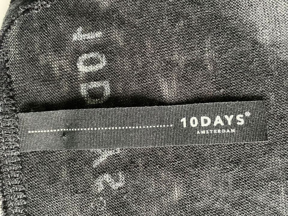 10 Days Amsterdam, Pullover, schwarz, silber, Gr. 4 (44-46) in Gelsenkirchen