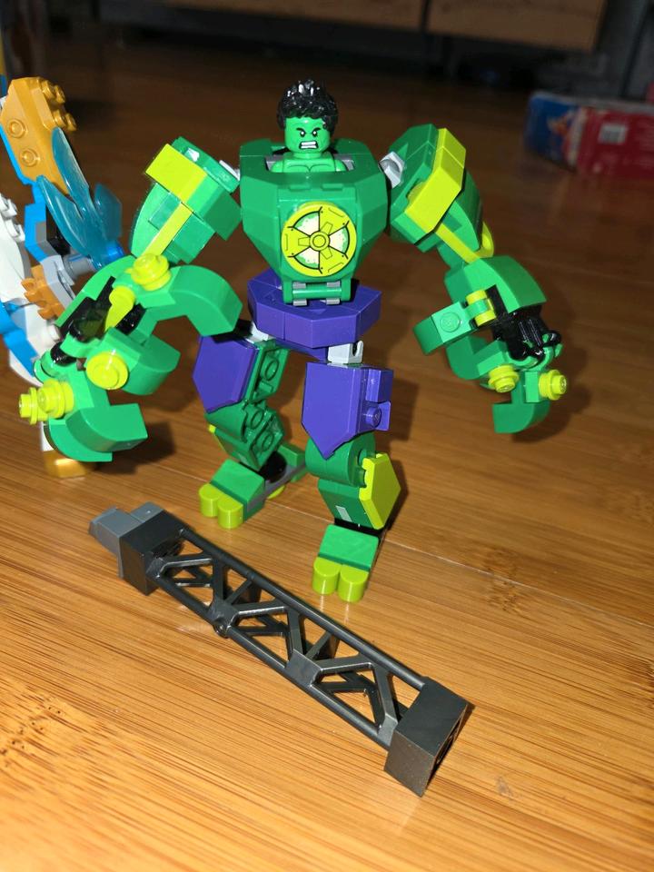spielzeug Lego hulk,ninjago tanos als set oder einzeln in Pfullendorf