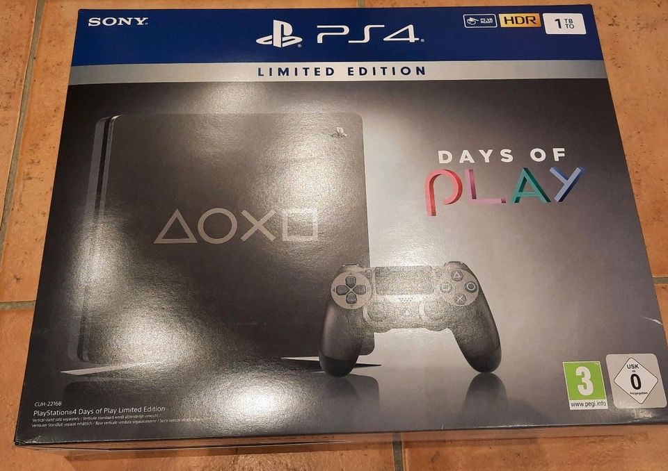 PS4 Playstation Limited Edition Days of Play OVP in Peißenberg