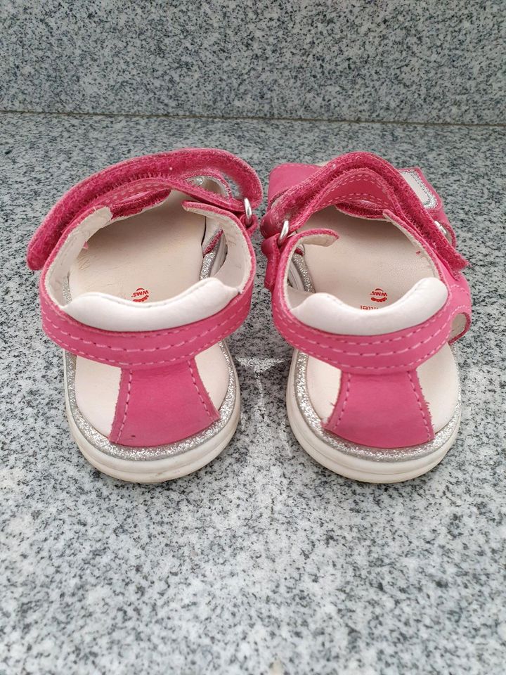 Sandalen pink elefanten Alma, Größe 22 in Filderstadt