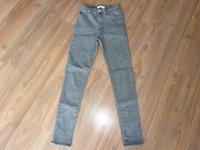 Jeans mit feinen Streifen Gr 36 von Tally Weijl Saarland - Eppelborn Vorschau