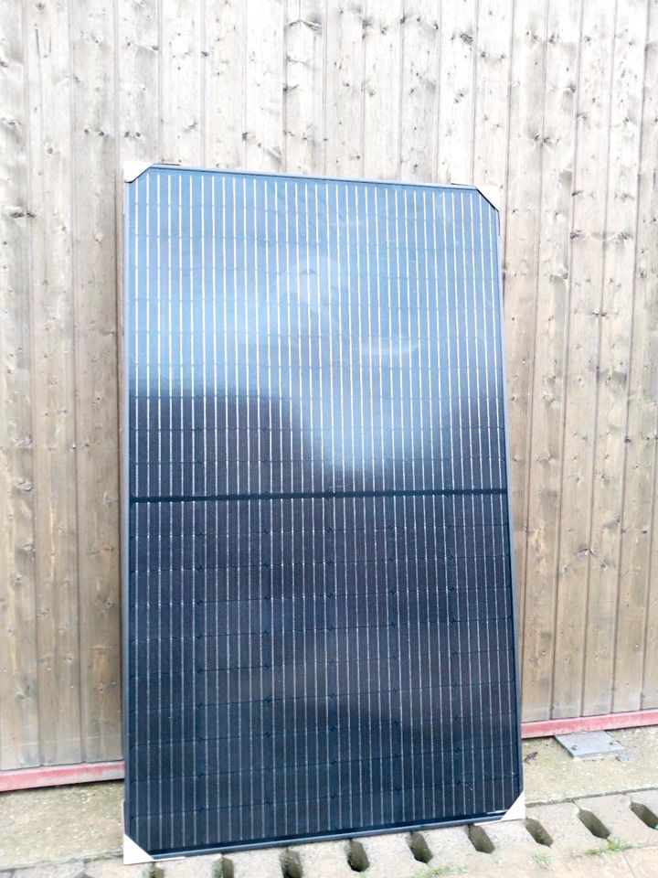 PV-Modul Longi Solar 350W Balkonkraftwerk Solarpanel Photovoltaik in  Rheinland-Pfalz - Rehborn | Heimwerken. Heimwerkerbedarf gebraucht kaufen |  eBay Kleinanzeigen ist jetzt Kleinanzeigen