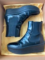 TOD'S Chelsea Boots Plateau schwarz Gr. 37 Dortmund - Kirchhörde Vorschau