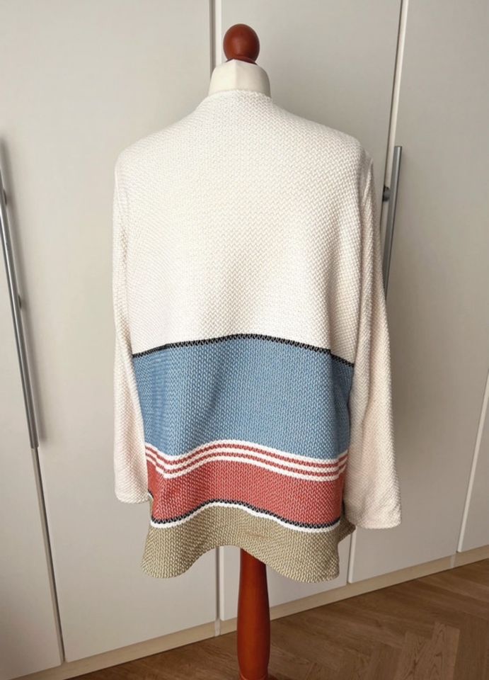 Closed Jacke Strickjacke Mantel beige blau Gr36/S wenig getragen in Leipzig