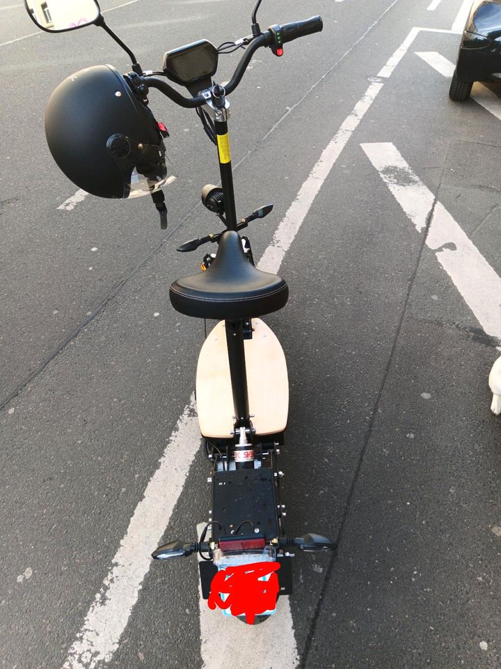 FORÇA CAPTAIN PRO Elektro-Scooter bis 50 km/h mit Zulassung in Leipzig