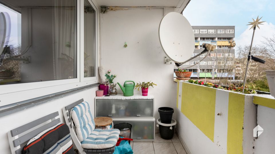 Lichtdurchflutete 2-Zimmer-Wohnung mit Balkon und Wanne, die zum Entspannen einladen in Bochum