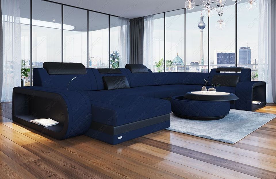 Polster Sofa Wohnlandschaft Berlin U Form mit LED und USB-Port in Berlin