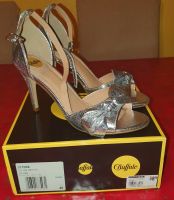 Sandalen High Heels Silber von Buffalo Gr. 40 neu mit Karton Nordrhein-Westfalen - Mülheim (Ruhr) Vorschau