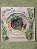 Wunderschönes neues englisches Kinderbuch A Walk Through the Wood Brandenburg - Potsdam Vorschau