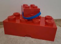 LEGO Aufbewahrung Kiste 8-er (12 Liter) *rot* & kleine Box Hessen - Gießen Vorschau