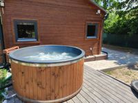 Hot Tub Garten Jakuzzi Sauna Whirlpool  Badefass Nordrhein-Westfalen - Löhne Vorschau