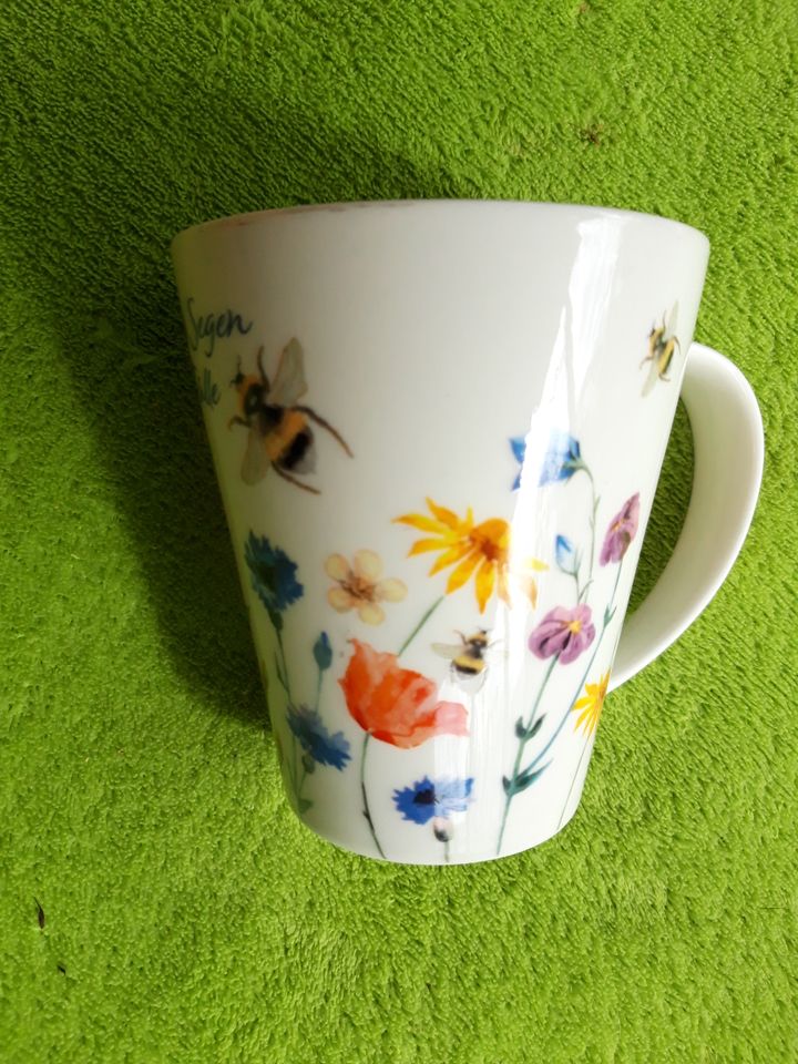 Kaffeebecher Blumen Hummel Frühlingsblume Extragroß 400 ml in Elmshorn