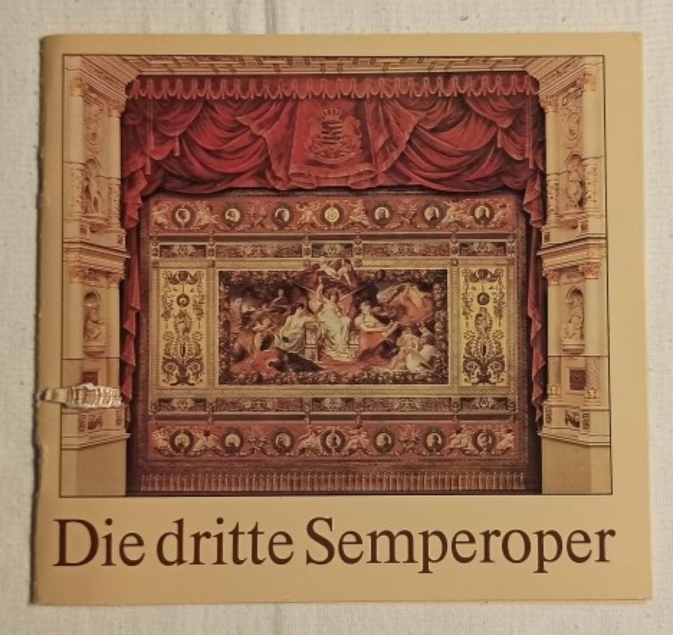 „Die dritte Semperoper“ / 1984 in Diera-Zehren